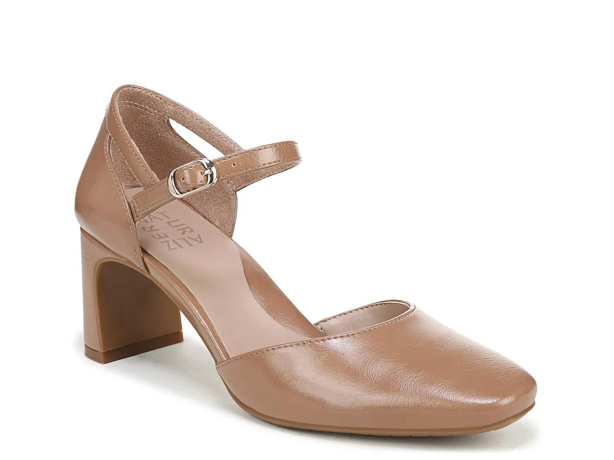 Naturalizer Yasmin Pump