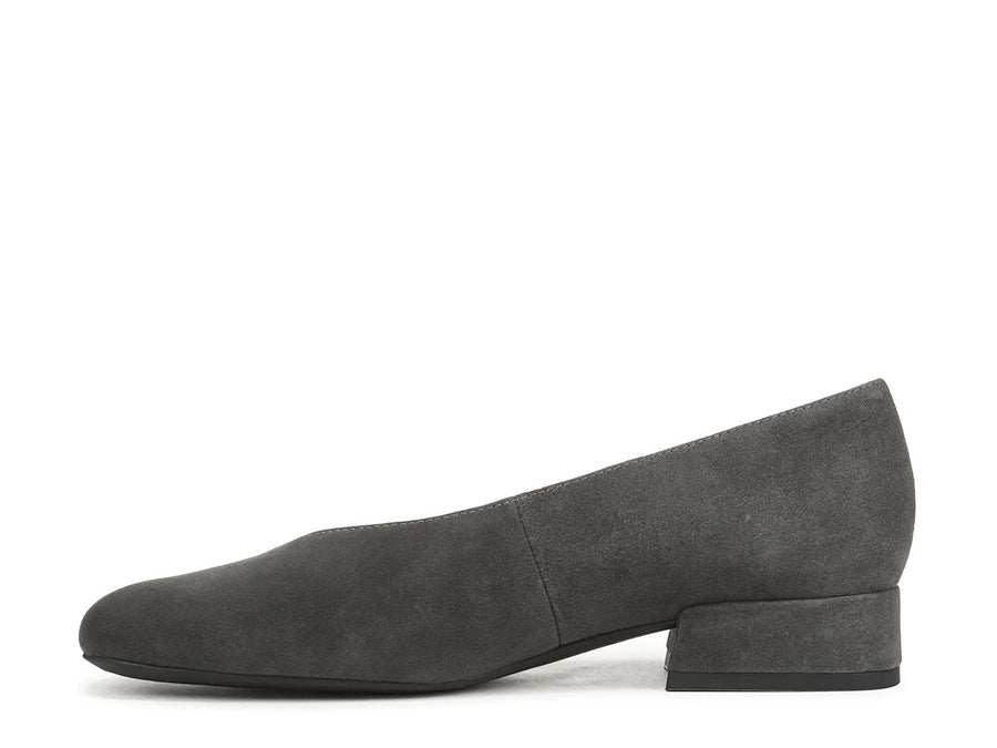 Vionic Petra Pump