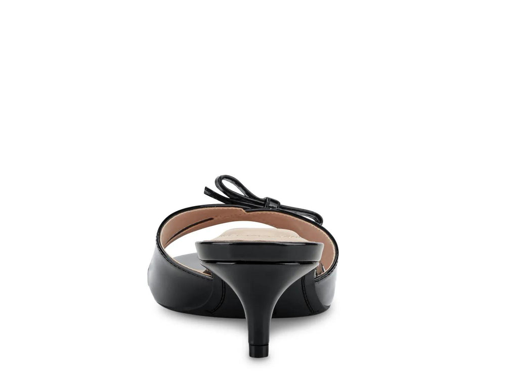 Bandolino Rissie Sandal