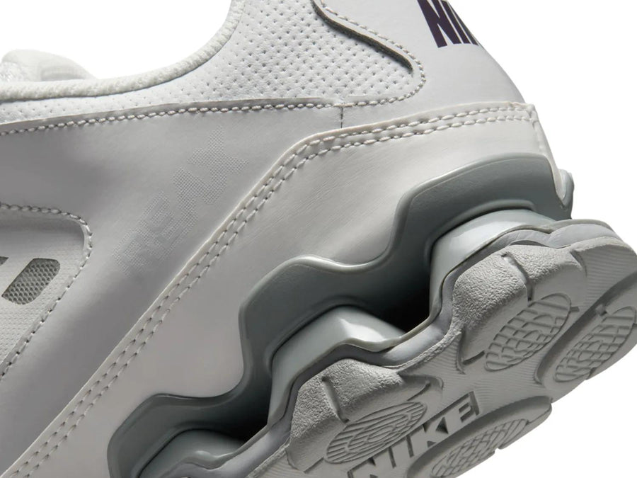 Nike Reax 8 TR Sneaker - Women's