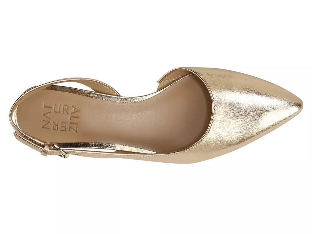 Naturalizer Banks Pump