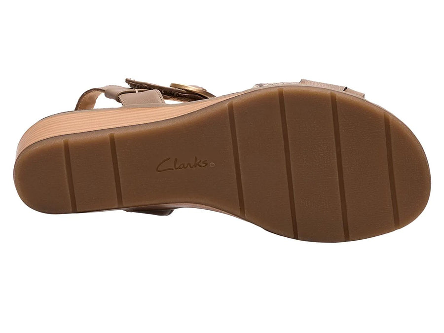 Clarks Kacha Twist Wedge Sandal