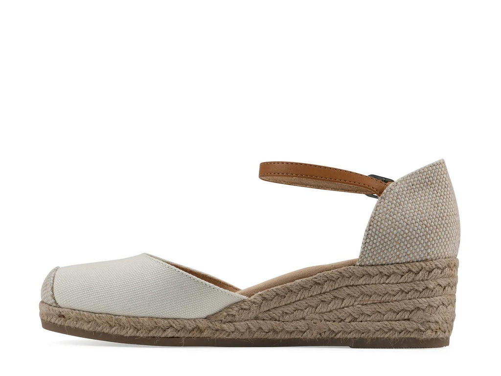 White Mountain Maintain Espadrille Wedge Pump