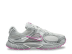 Nike V5 RNR Sneaker - Women's