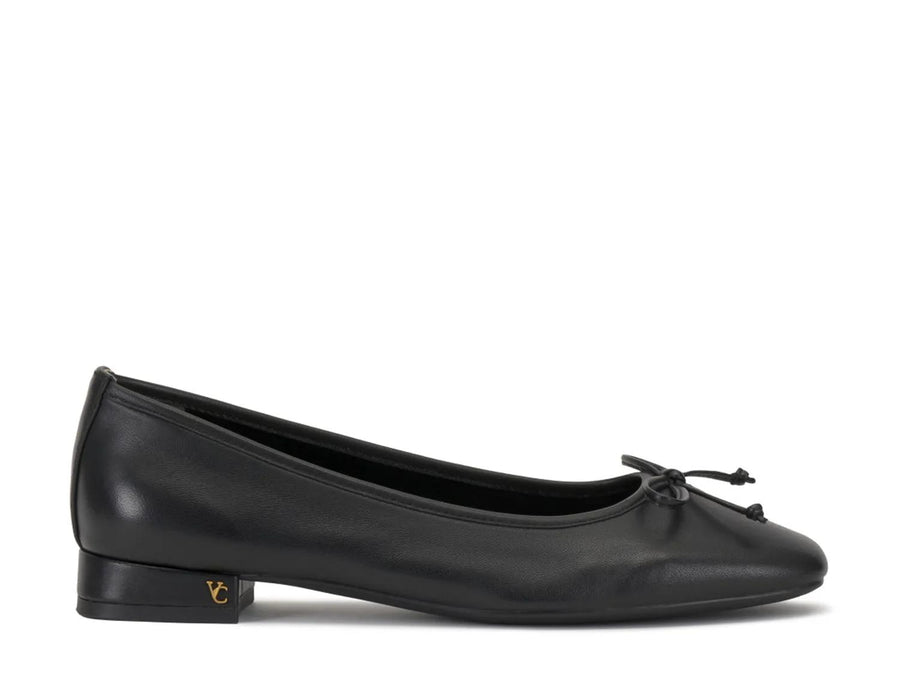 Vince Camuto Jenlea Flat
