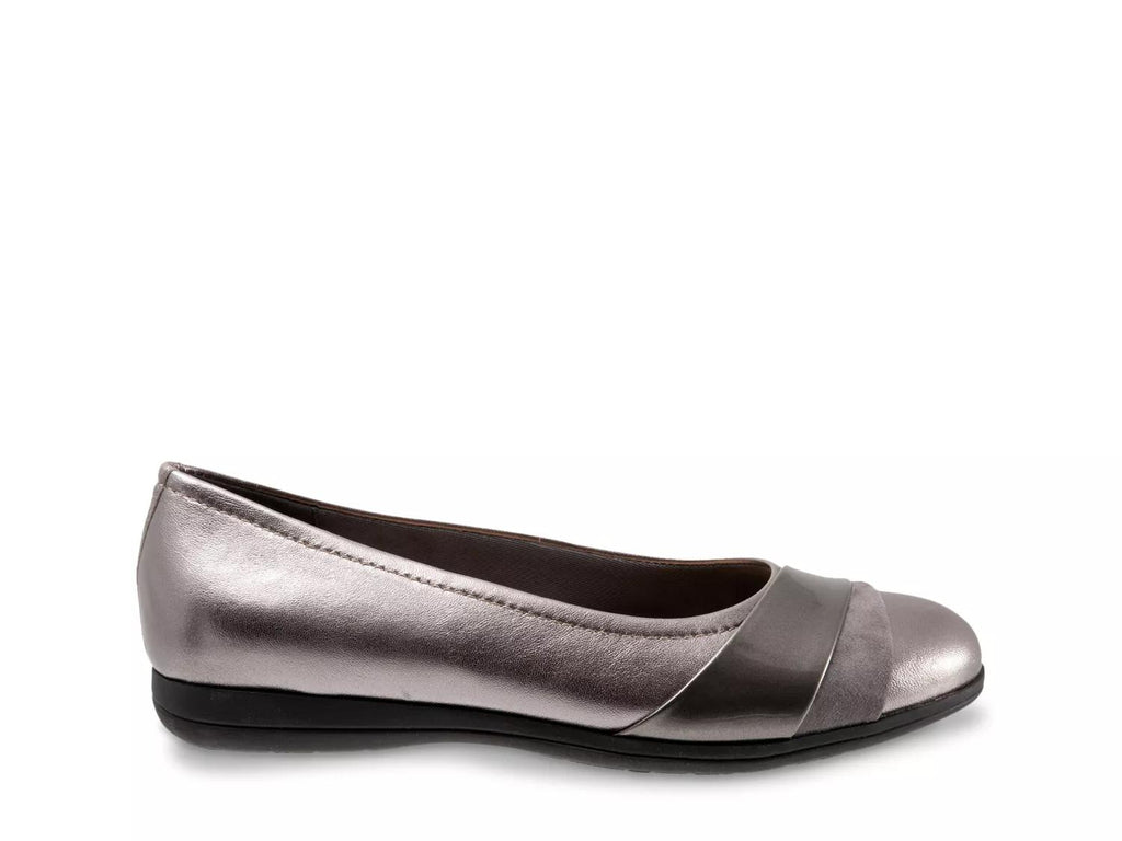 Trotters Danni Flat