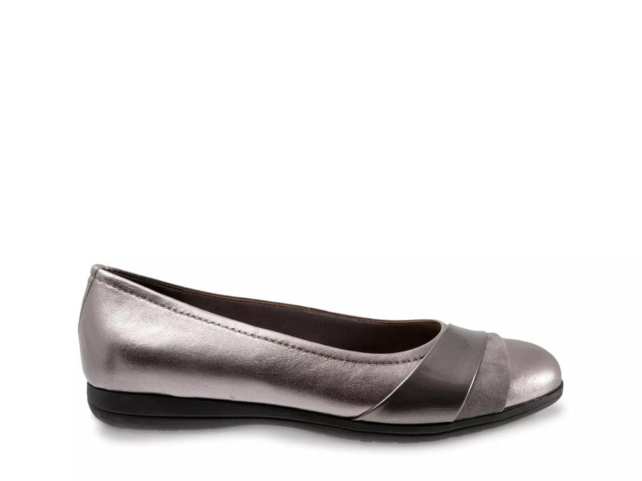 Trotters Danni Flat
