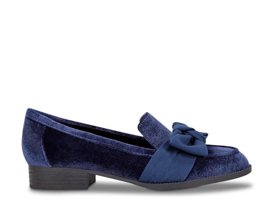 Bandolino Lindio Loafer