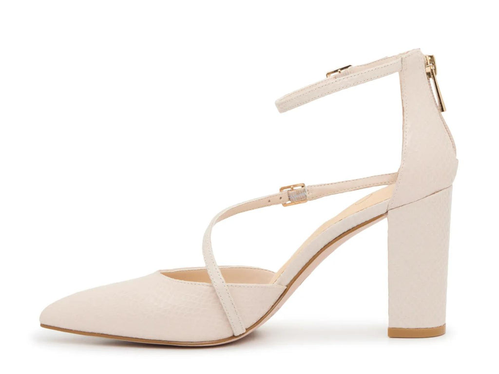 Jessica Simpson Nordic Pump