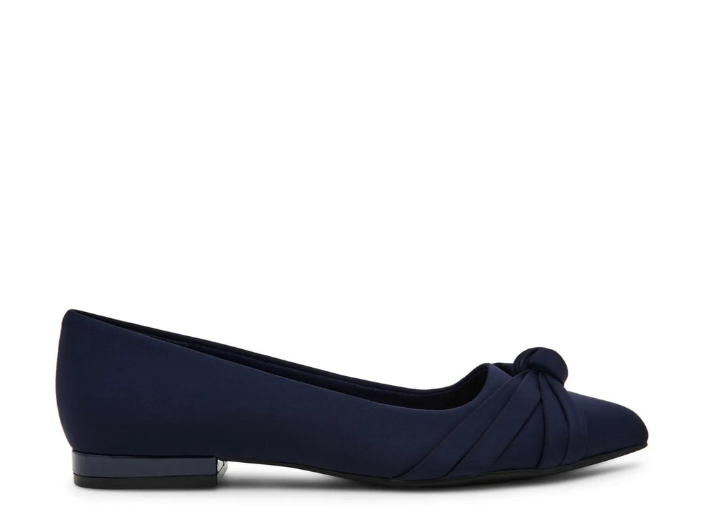 Anne Klein Kaiya Flat
