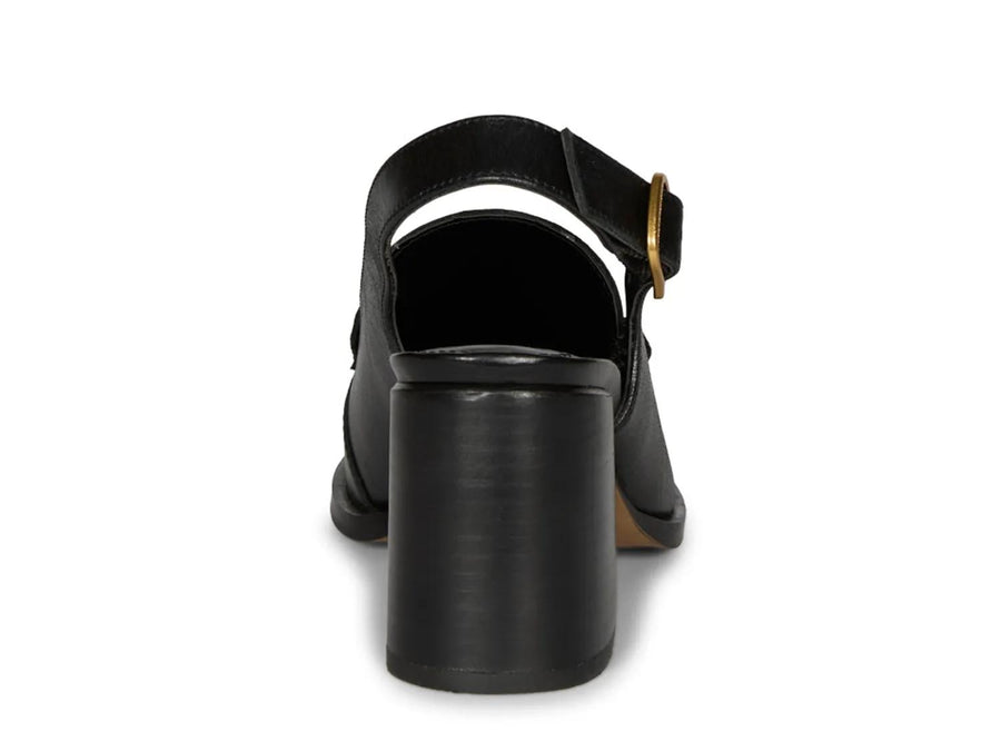 Vince Camuto Grinie Loafer