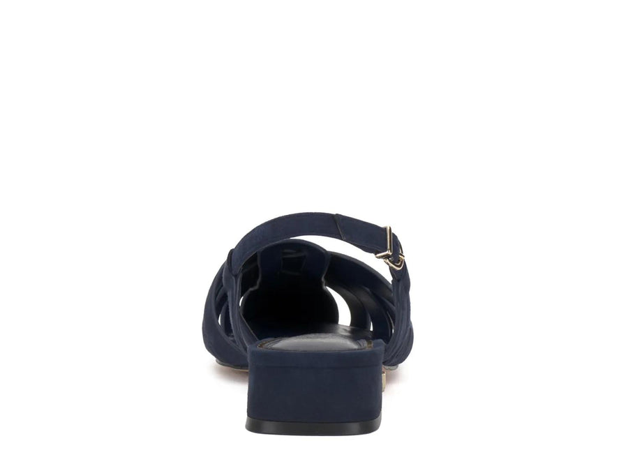 Vince Camuto Vinesha Flat