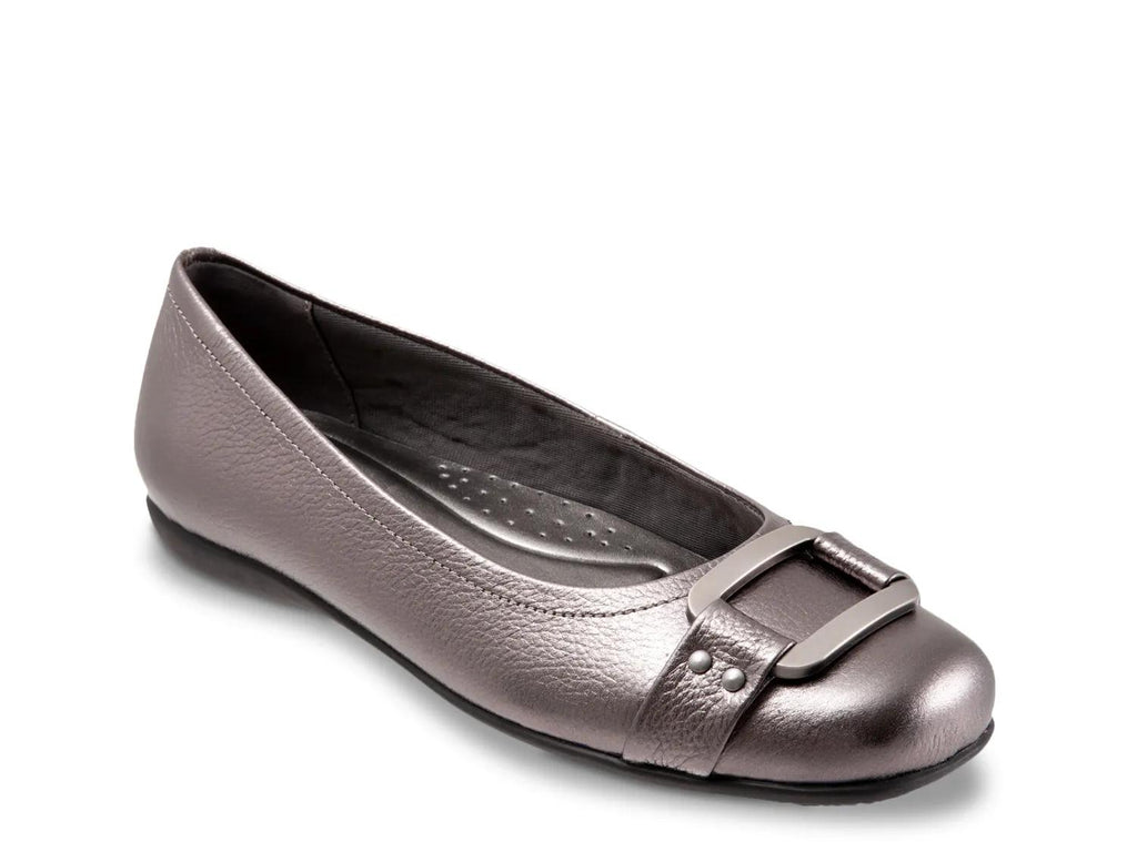 Trotters Sizzle Flat