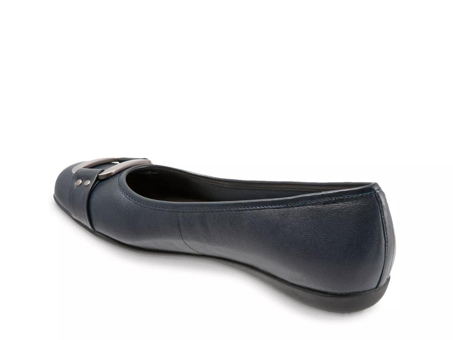 Trotters Sizzle Flat