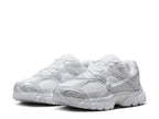 Nike V5 RNR Sneaker - Women's