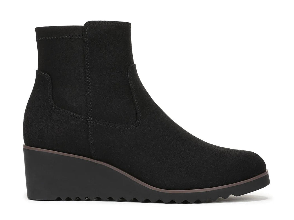 Lifestride Zionne Wedge Bootie