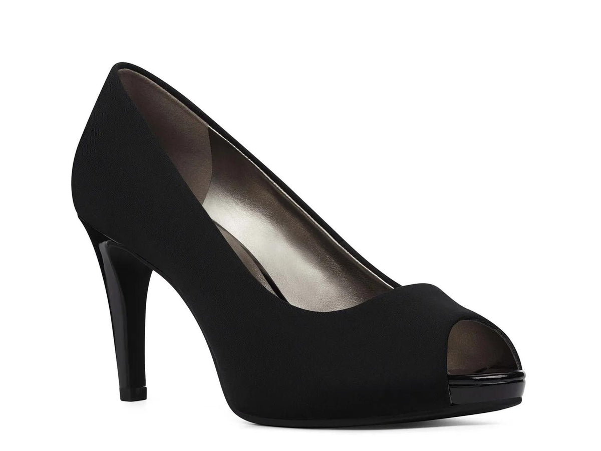 Bandolino Rainaa Pump