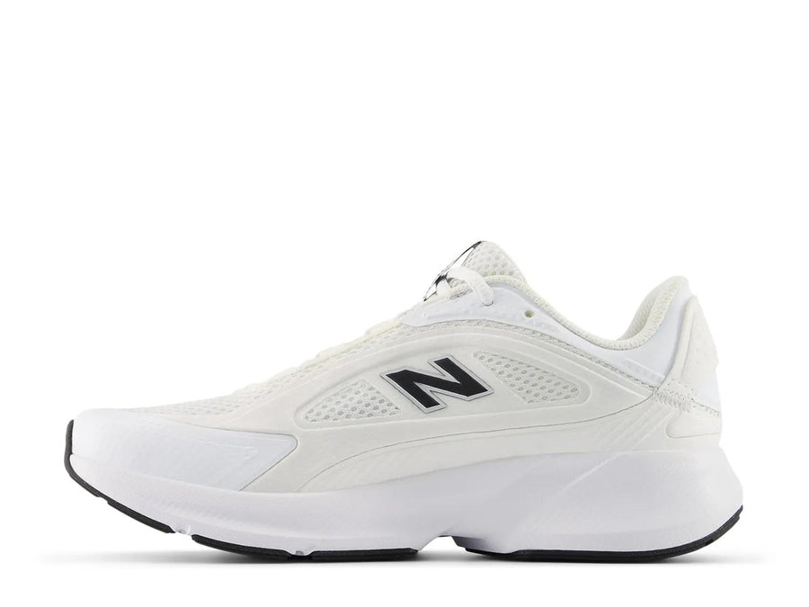 New Balance Catalyst Sneaker - Women's