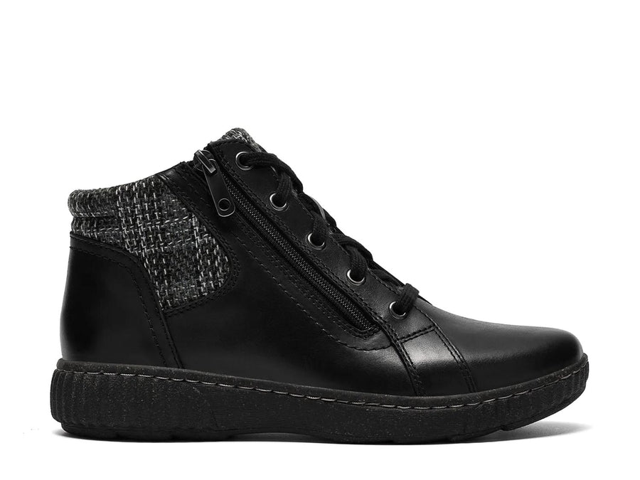 Clarks Caroline Fiana Bootie