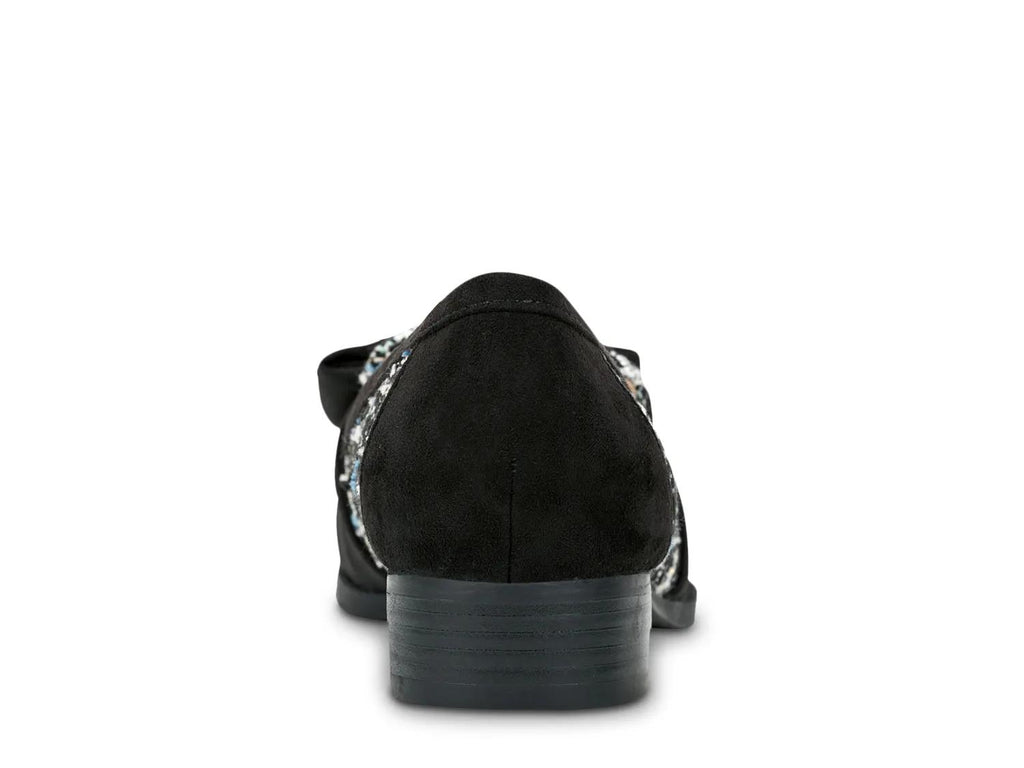 Bandolino Lindio Loafer