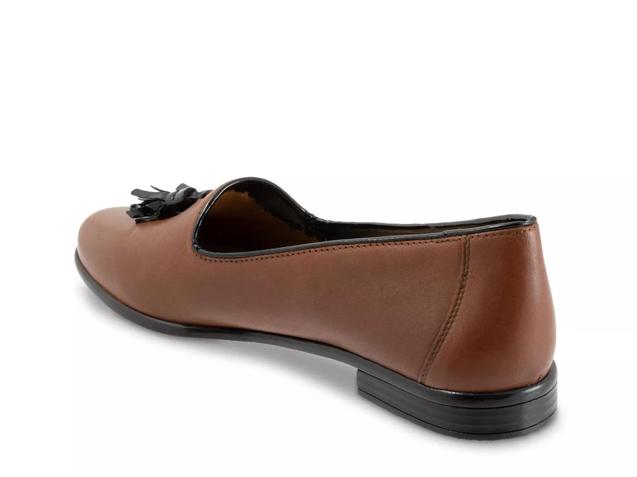 Trotters Liz Loafer