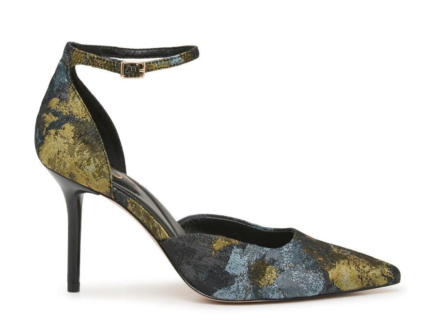 Jessica Simpson Nyarie Pump
