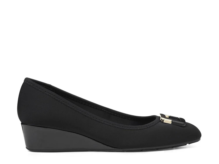 Bandolino Tad 2 Wedge Pump