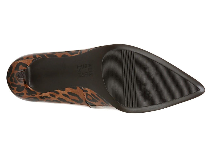 Naturalizer Everly Pump