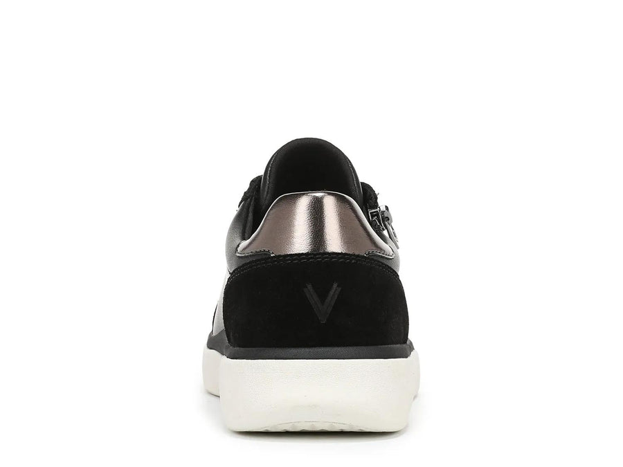 Vionic City Walk AXS Sneaker