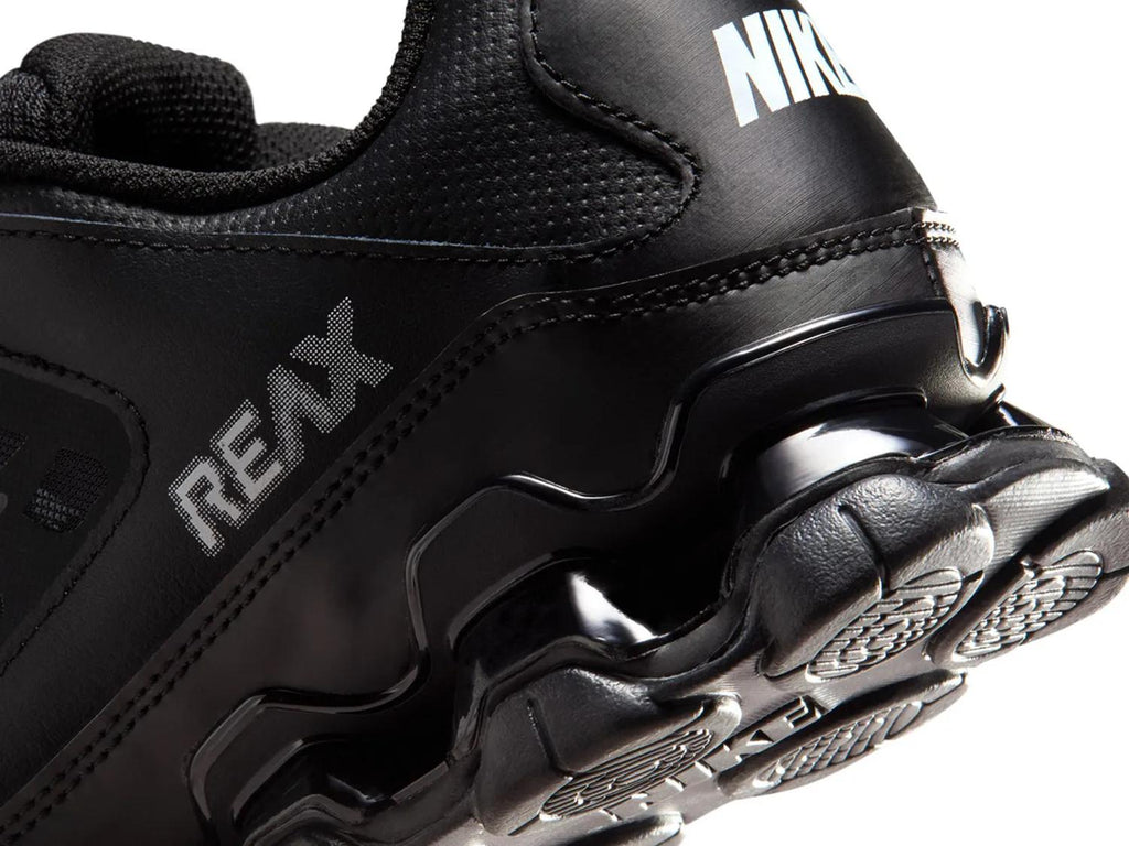 Nike Reax 8 TR Sneaker - Women's