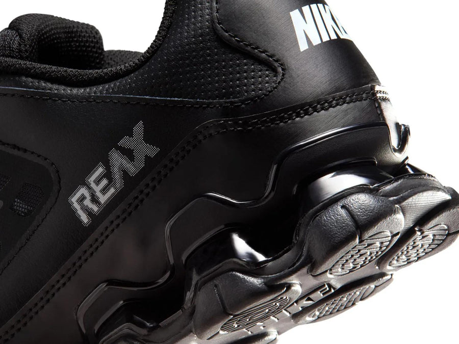 Nike Reax 8 TR Sneaker - Women's