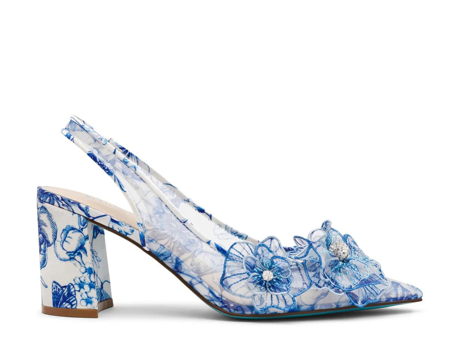 Betsey Johnson Avi Pump