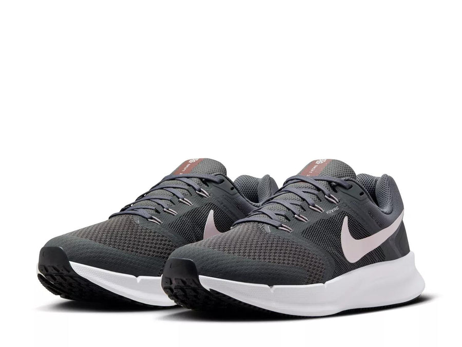 Nike Run Swift 3 Running Shoe - Women's