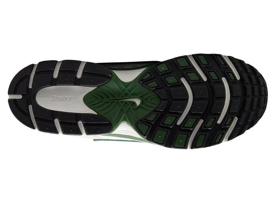 Nike V5 RNR Sneaker - Men's