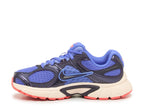 Nike V5 RNR Sneaker - Women's