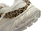 Nike V5 RNR Sneaker - Women's