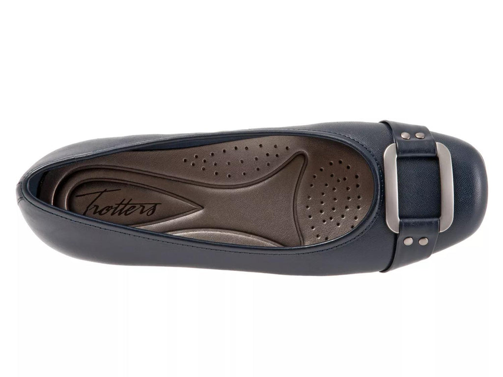Trotters Sizzle Flat