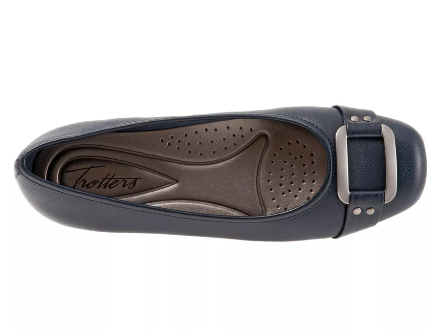 Trotters Sizzle Flat