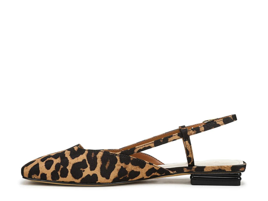 Franco Sarto Tadella Flat