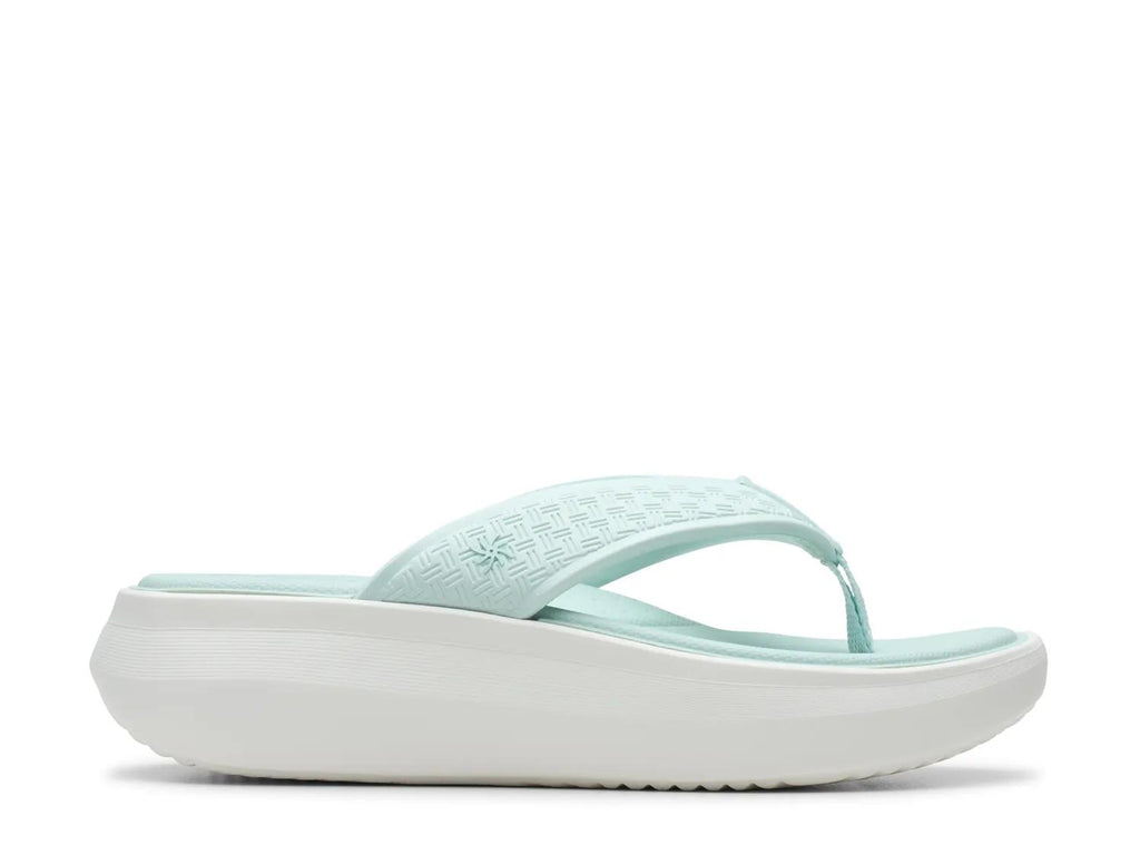 Clarks Cloudsteppers Solevana Post Sandal