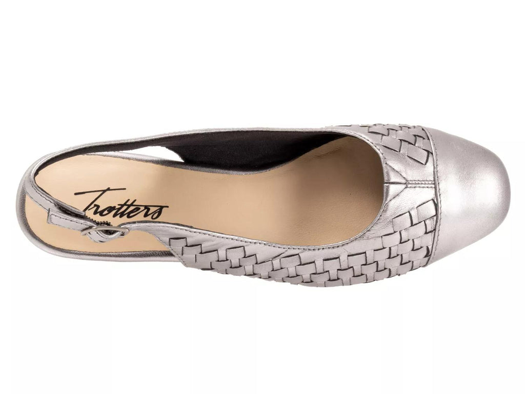 Trotters Dea Pump