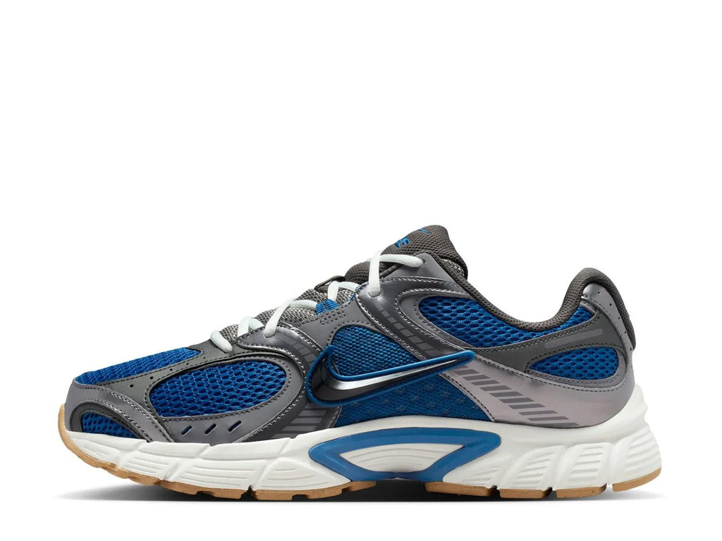 Nike V5 RNR Sneaker - Men's
