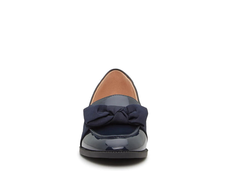 Bandolino Lindio Loafer