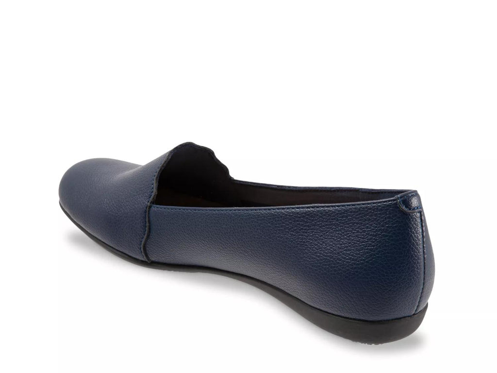 Trotters Sage Loafer