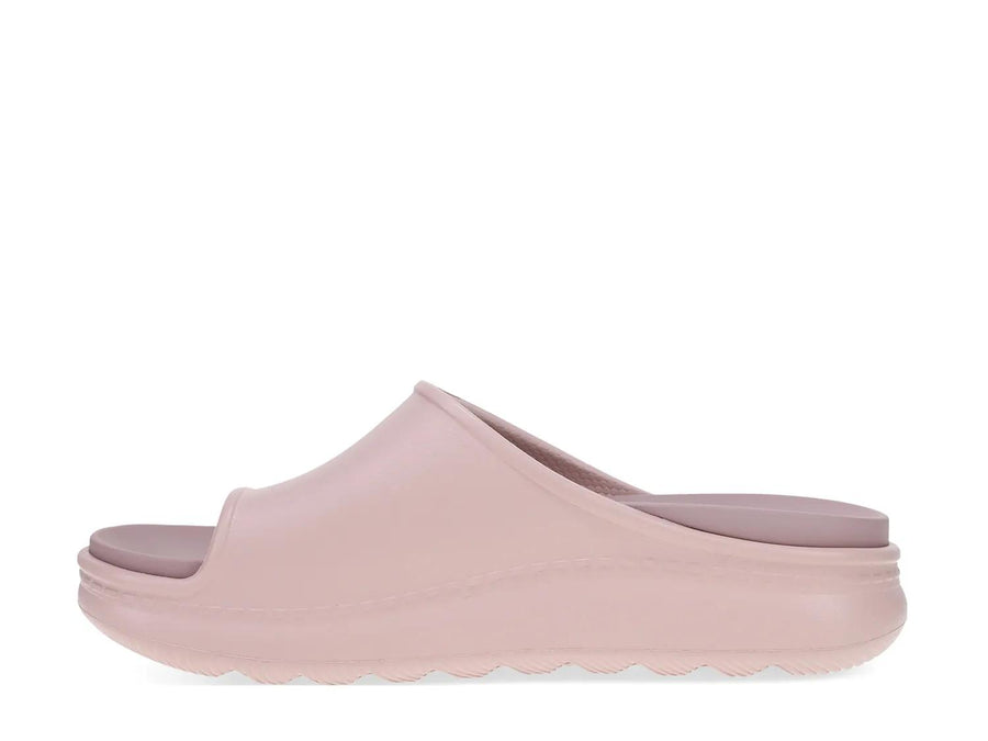 Dansko Devyn Sandal